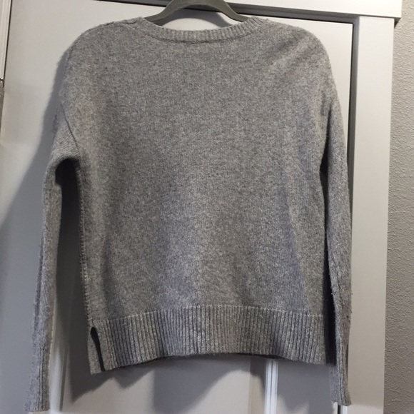 Women’s Gap brand sweater. Gray size XS - Picture 2 of 3